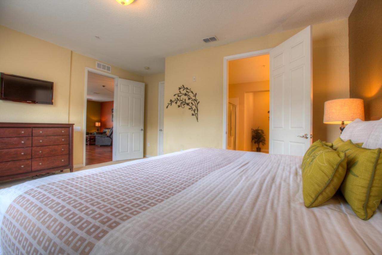 Stylish Condo At Vista Cay Resort Minutes To Wdw Орландо Екстериор снимка